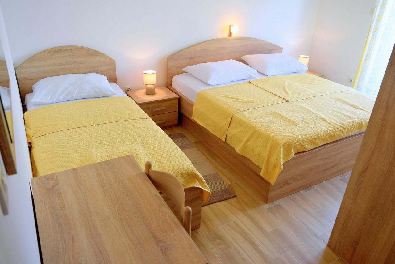 Zoro Apartments Palit Esterno foto