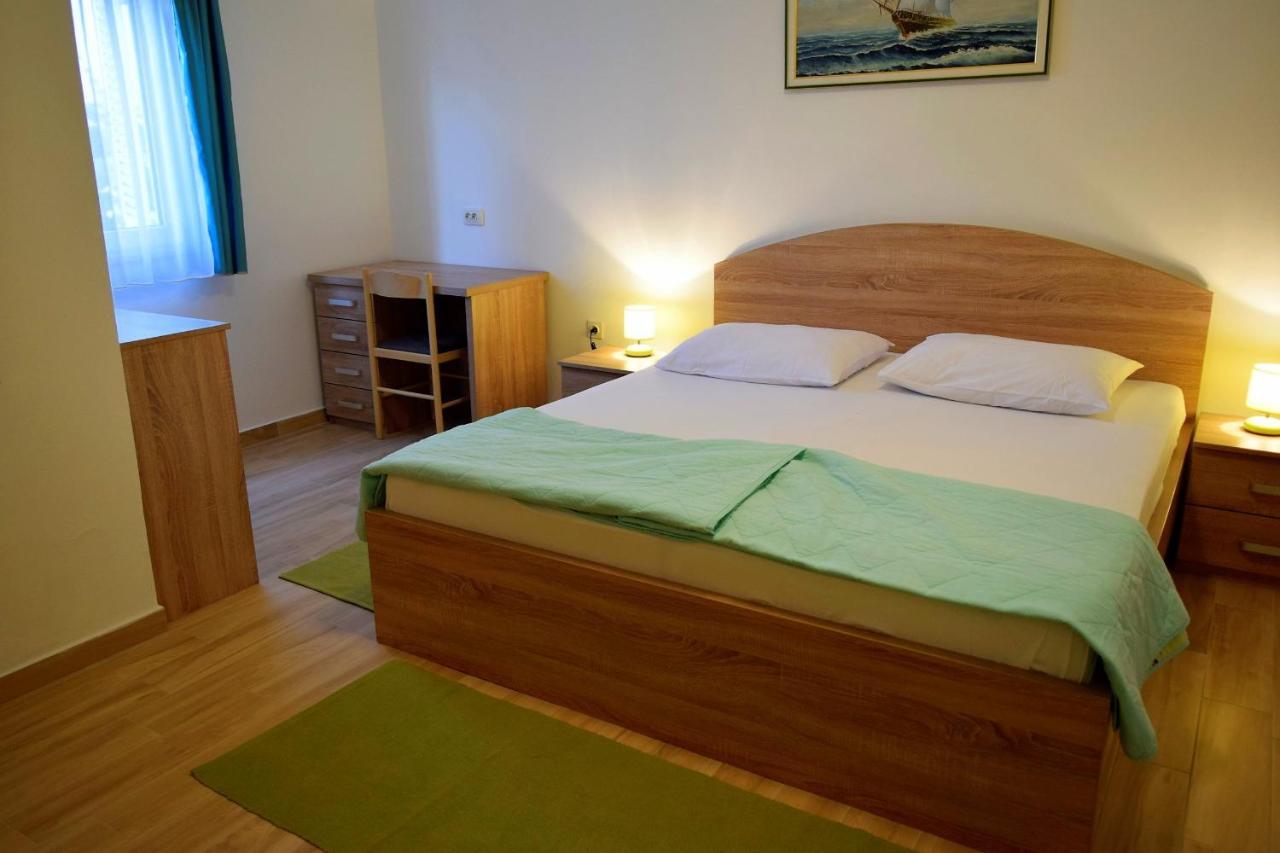 Zoro Apartments Palit Esterno foto