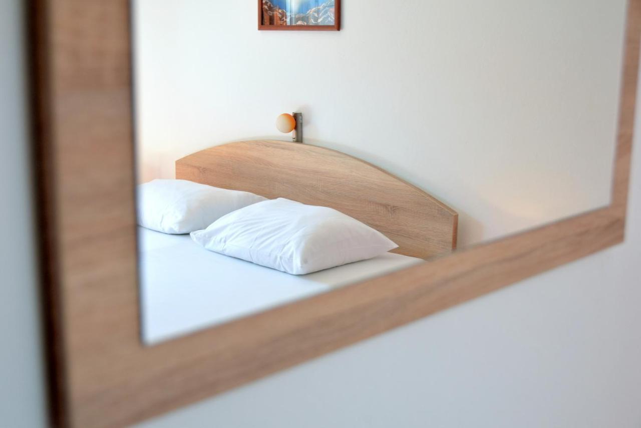 Zoro Apartments Palit Esterno foto